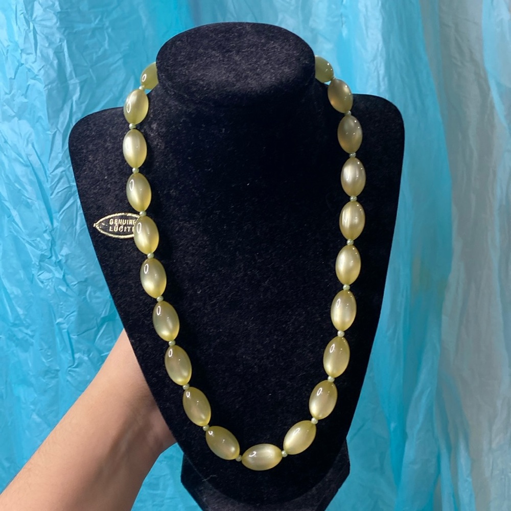 Vintage Genuine lucite Green necklace